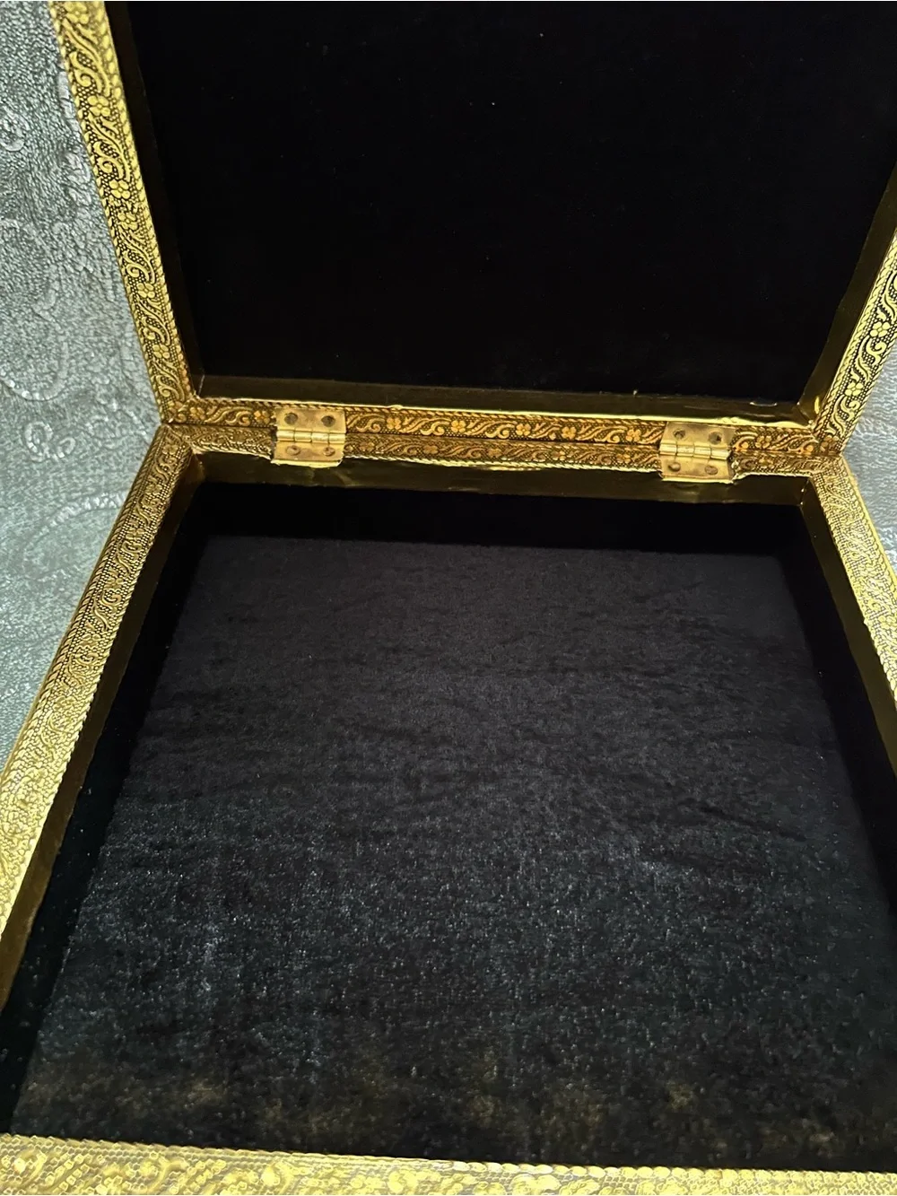 NWT Crafted in India, Gold-Tone Decorative Wooden Keepsake/Storage Box